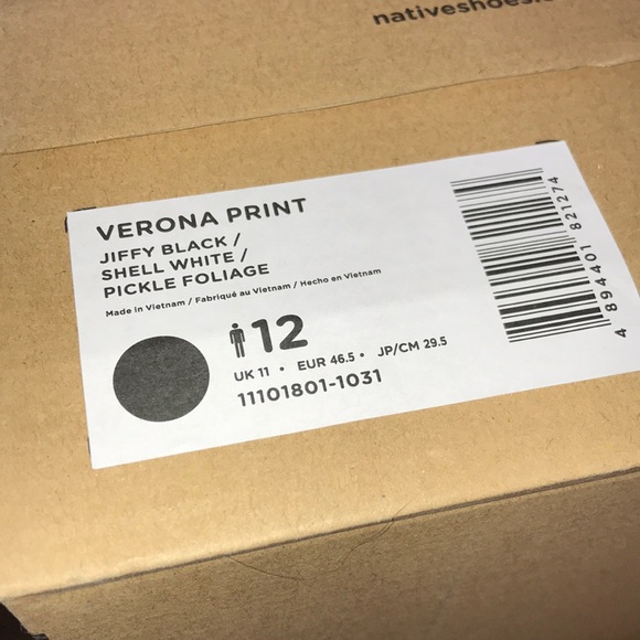 Native Verona Print Jiffy Black Shell White Pickle Foliage Shoes NIB - Picture 2 of 8